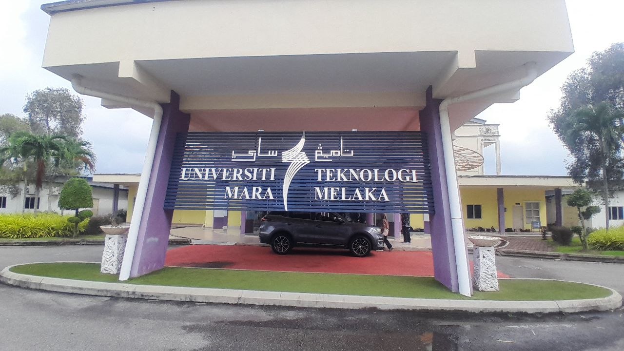 Dewan Taming Sari UiTM